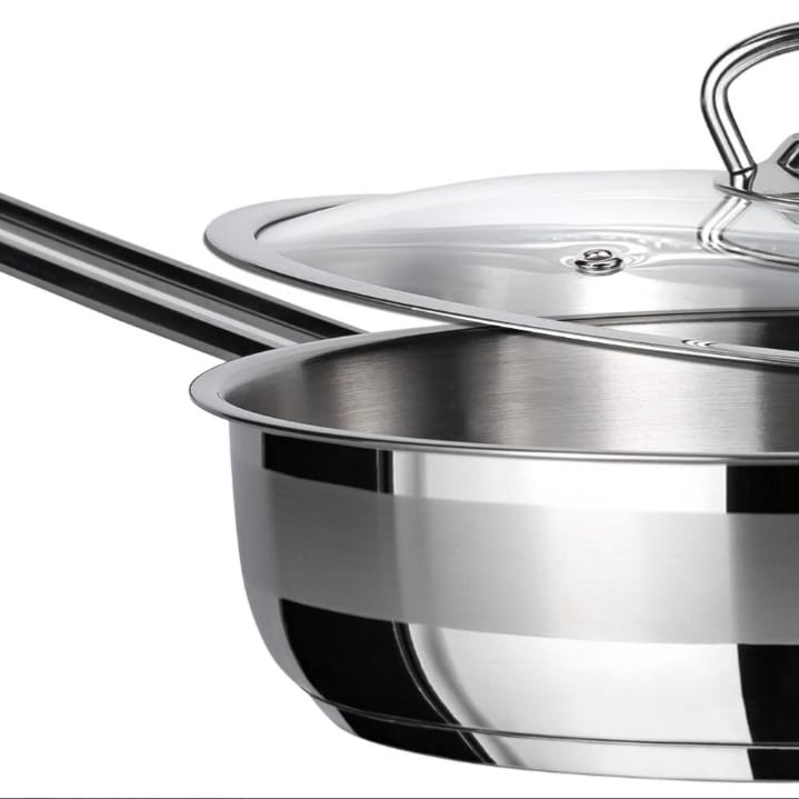 مقلاة AMBOSS SAPHIR المصنوعة من-الايوكس - الفولاد المقاوم للصدأ 18/10 CR/Ni مع غطاء زجاجي 20*05 سم 1.40 لتر - الصورة 3